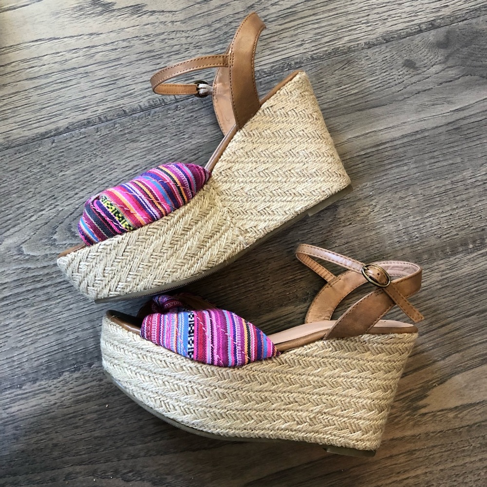 Xhilaration Platform Sandals